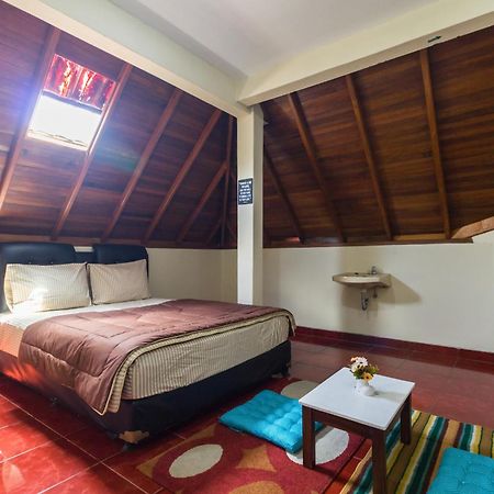 Pele Guesthouse Bandung Exteriér fotografie