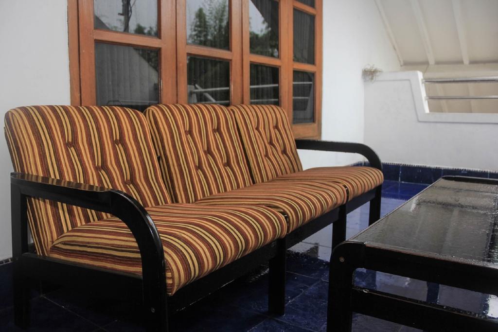 Pele Guesthouse Bandung Exteriér fotografie