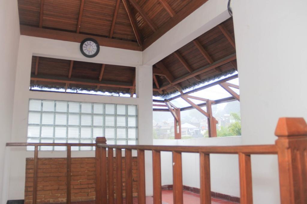 Pele Guesthouse Bandung Exteriér fotografie
