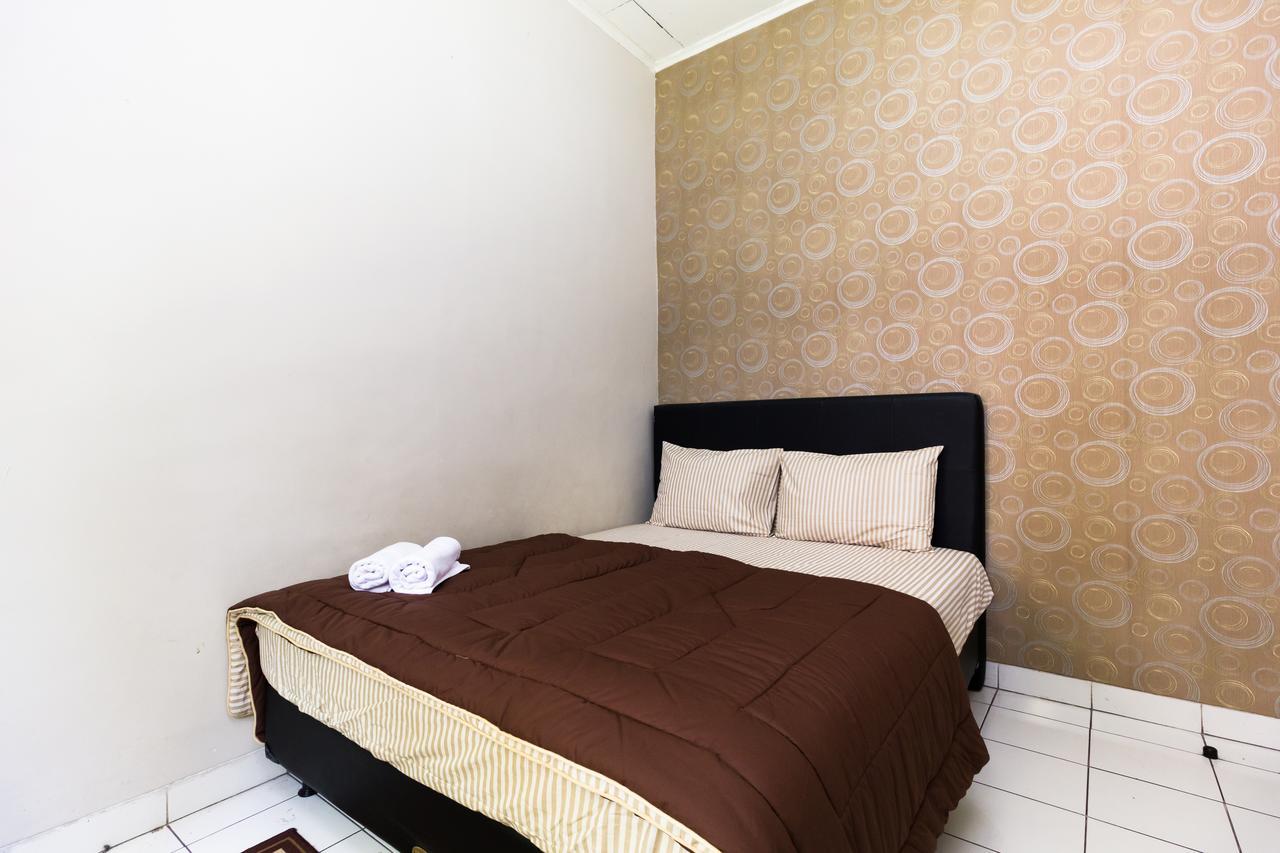 Pele Guesthouse Bandung Exteriér fotografie
