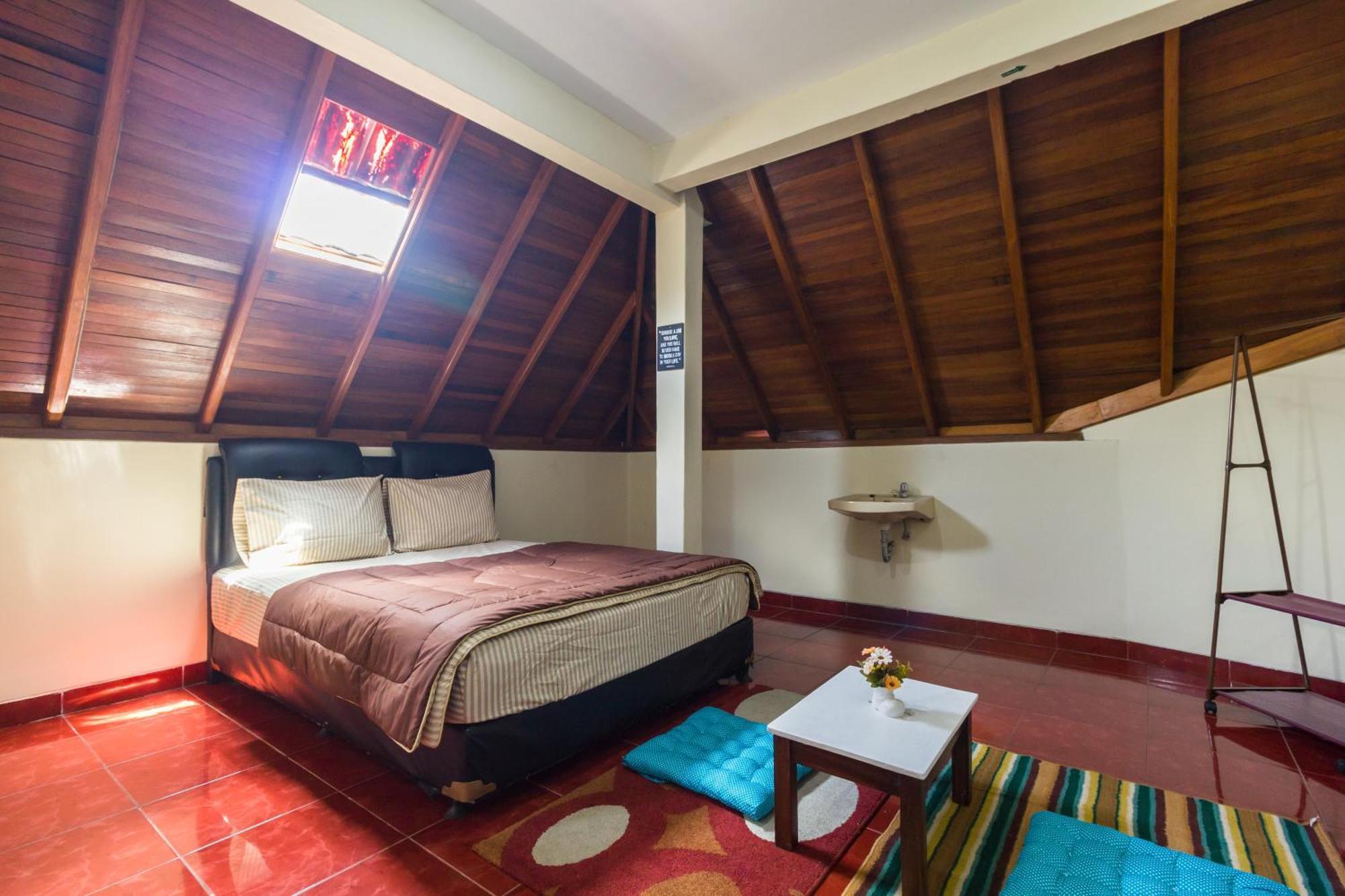 Pele Guesthouse Bandung Exteriér fotografie